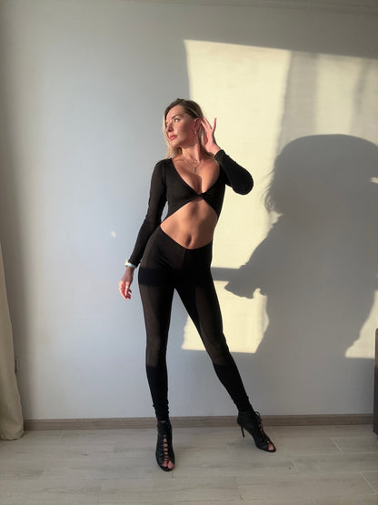 Танцювальний комбінезон з вирізом на животі та декольте